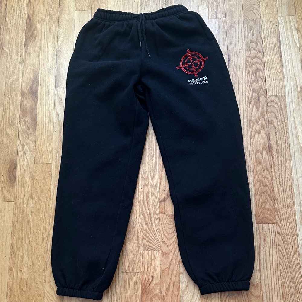 Named collective joggers